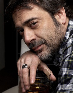Jeffrey Dean Morgan