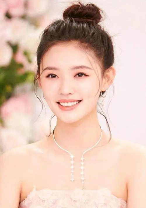 Yun Lin