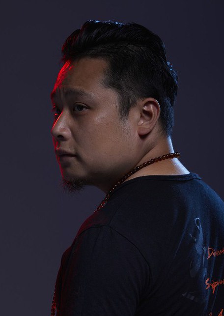 Jianbo Huang