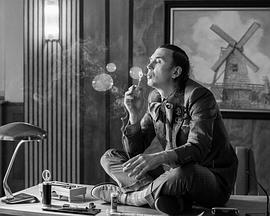 Sie glauben an Engel, Herr Drowak?