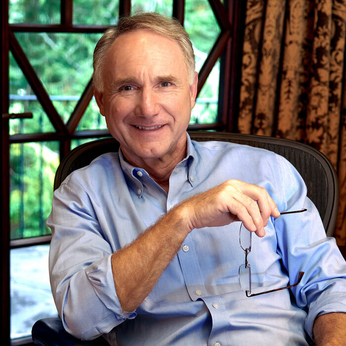 Dan    Brown