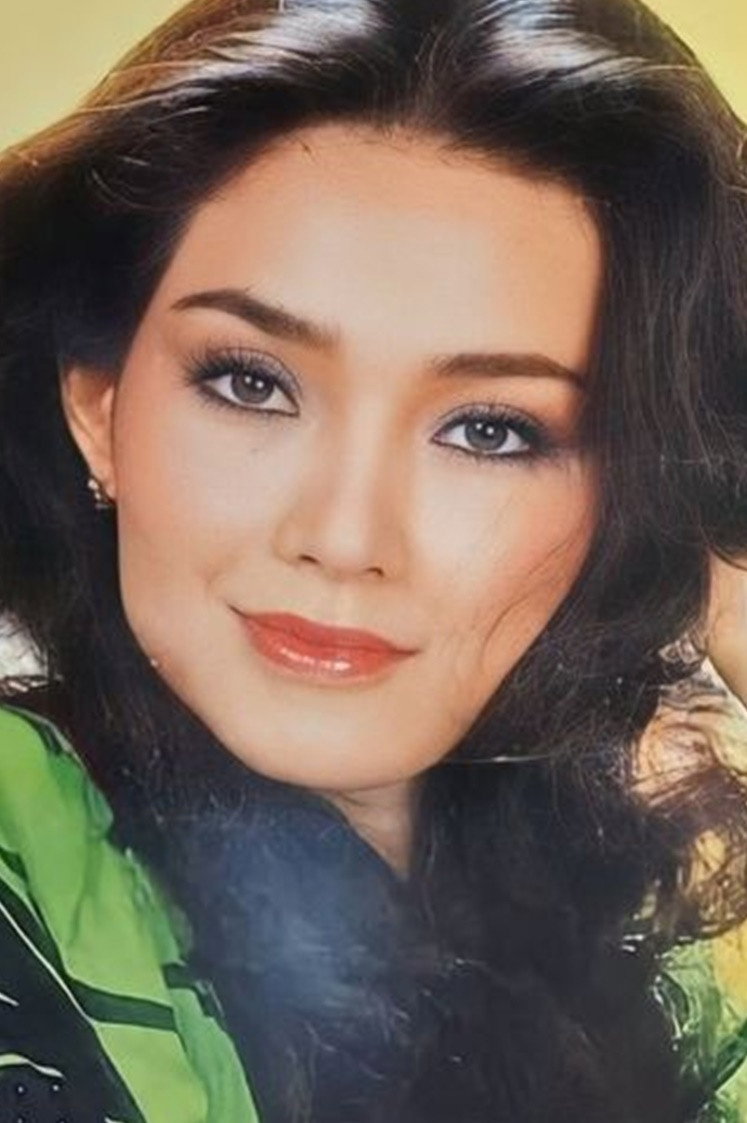 Eva Arnaz