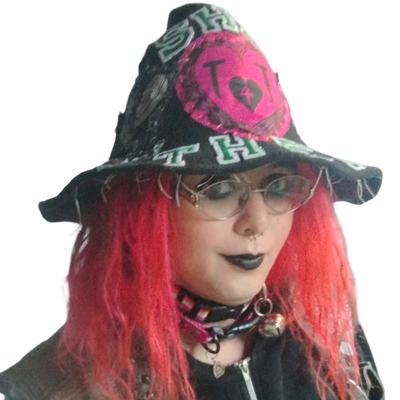 Avatar for vanta rainbow black: october edition: the wonderful witch of the west 🧙‍♀️ ✨
