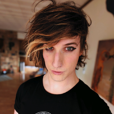 Avatar for Aaron Prisk :ubuntu: